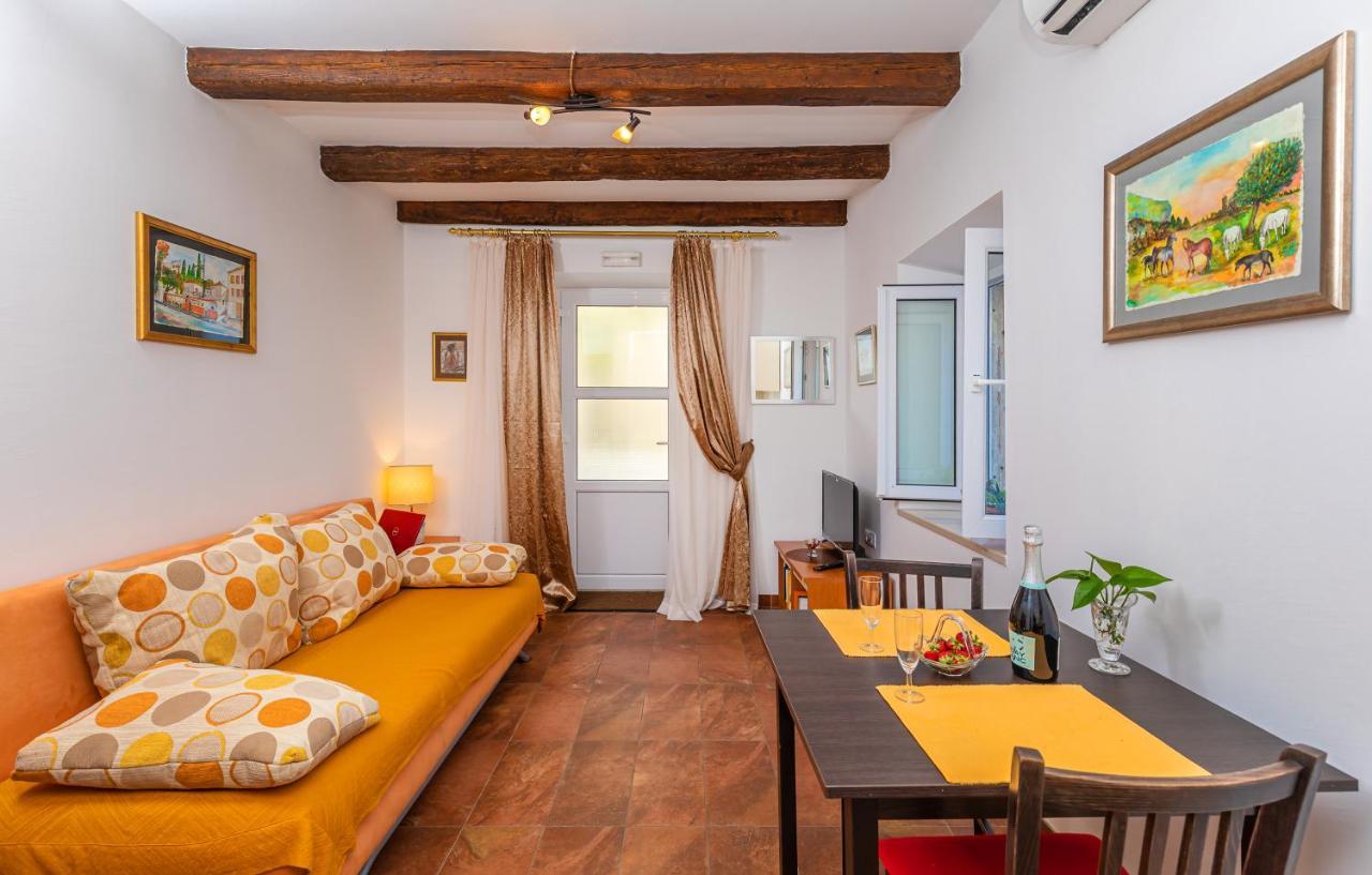 Apartments Daniela & Karlo Sobra 외부 사진